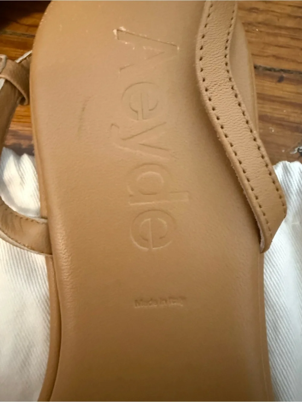 Aeyde Nettie Leather Strap Sandals in tan!